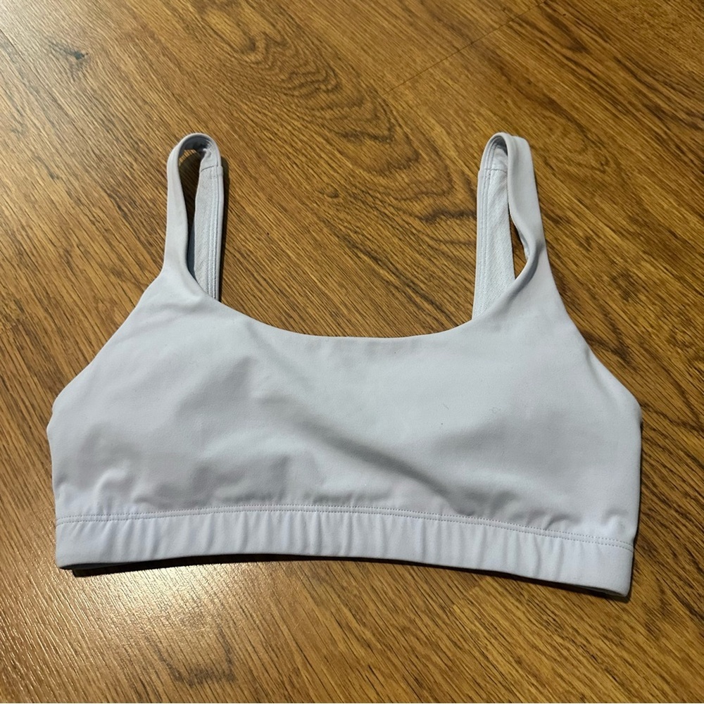 Vuori Light Gray Blue Sports Bra padded size small sports bra run activewear